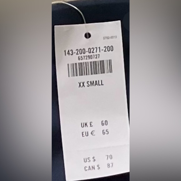 Abercrombie A&F Navy Mini Skort - size XXS (equivalent size 00) - NWT - Picture 4 of 6